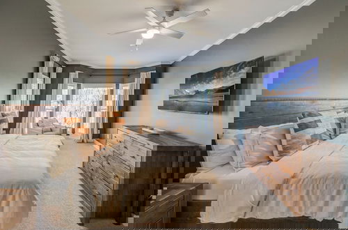 Foto 5 - Lux Mountain Home! Golf / Lake/ EV / Game Room