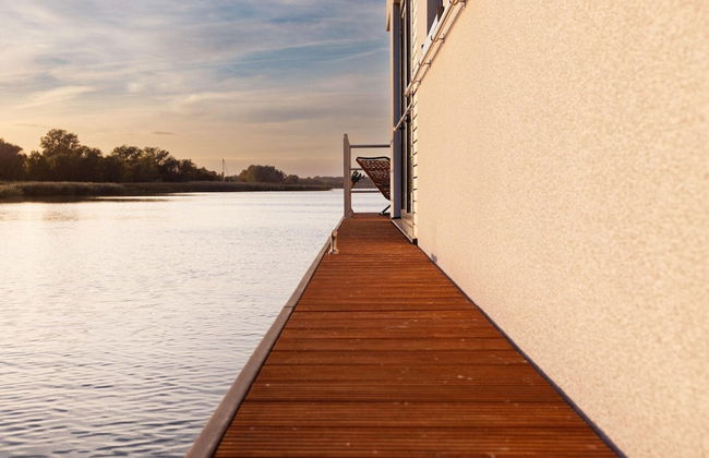 Hausboot Floating House in Ribnitz-damgarten - Foto 17