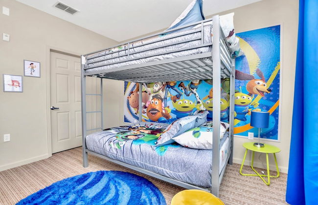 3BR Condo - Pool Hot Tub Sauna - Near Disney - Photo 18