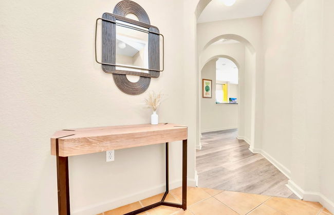 3BR Condo - Pool Hot Tub Sauna - Near Disney - Photo 13