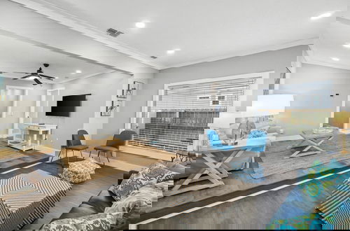 Photo 17 - Barefoot Beach House by PHG