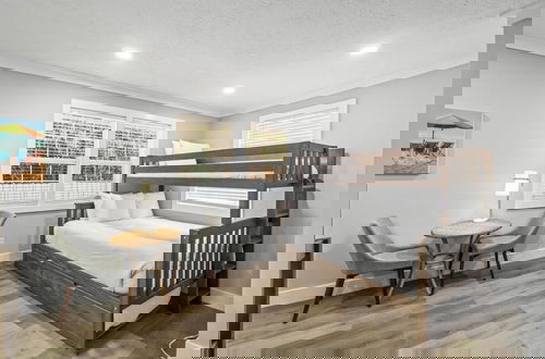 Photo 4 - Barefoot Beach House by PHG