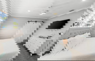 Photo 3 - Barefoot Beach House by PHG