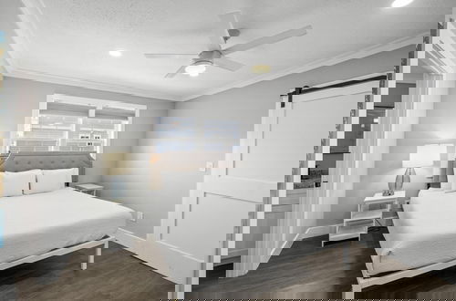 Photo 6 - Barefoot Beach House by PHG