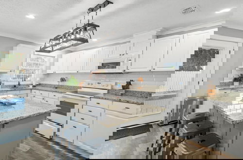 Photo 11 - Barefoot Beach House by PHG