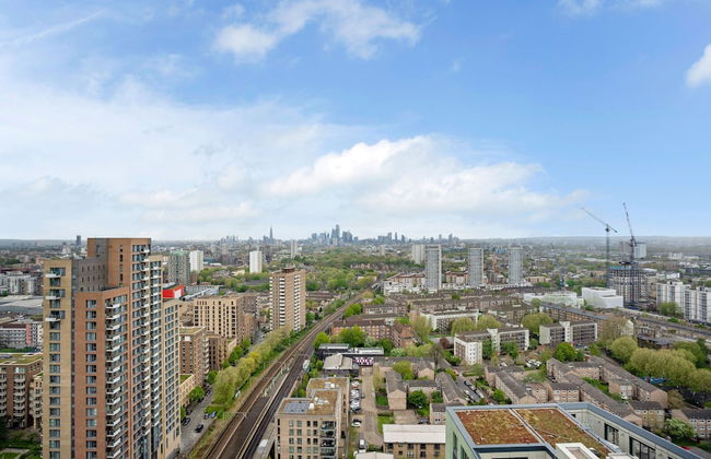 Stunning Two-bedroom Apartment With a Balcony - Foto 43