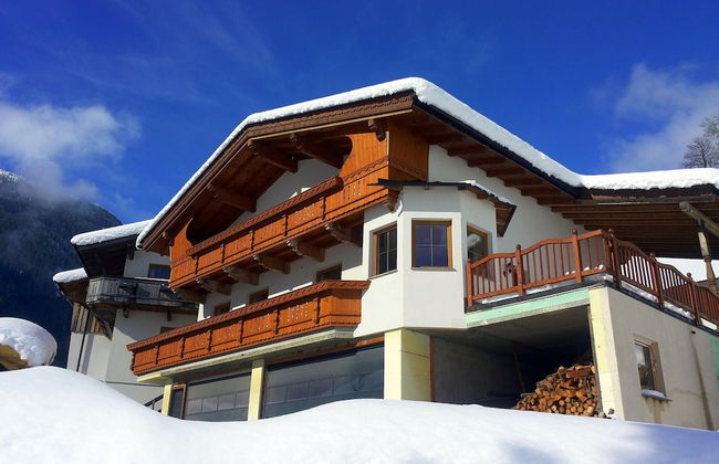 Holiday Home in Finkenberg With Terrace - Photo 27