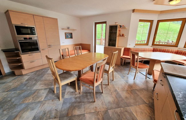 Holiday Home in Finkenberg With Terrace - Photo 19