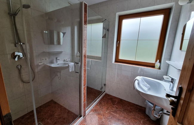 Holiday Home in Finkenberg With Terrace - Photo 14