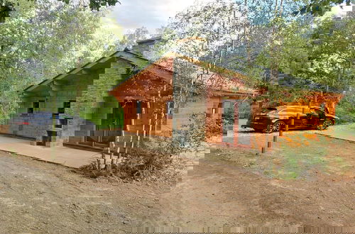 Foto 1 - Modern Holiday Home Near Forest