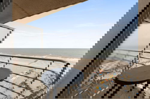 Photo 12 - Appealing Apartment With Sea-view