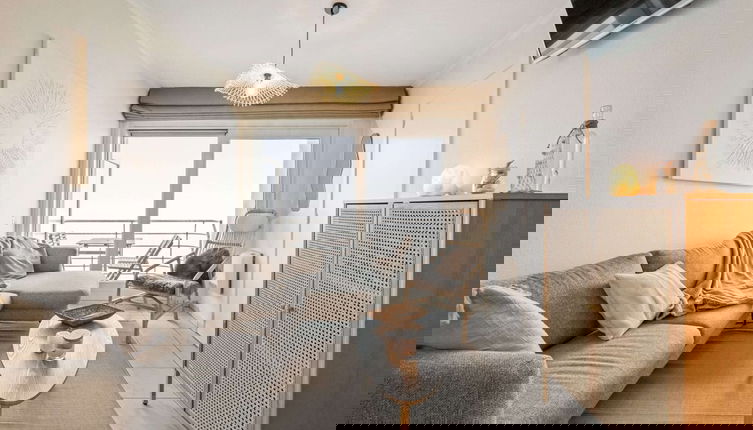 Photo 1 - Appealing Apartment With Sea-view