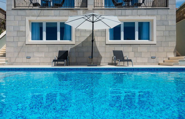 Villa Kabalero - Four-bedroom Villa With Private Pool - Photo 18