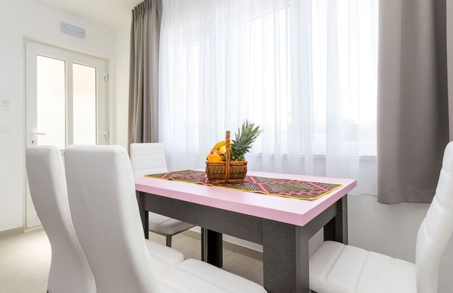 Villa Kabalero - Four-bedroom Villa With Private Pool - Photo 22