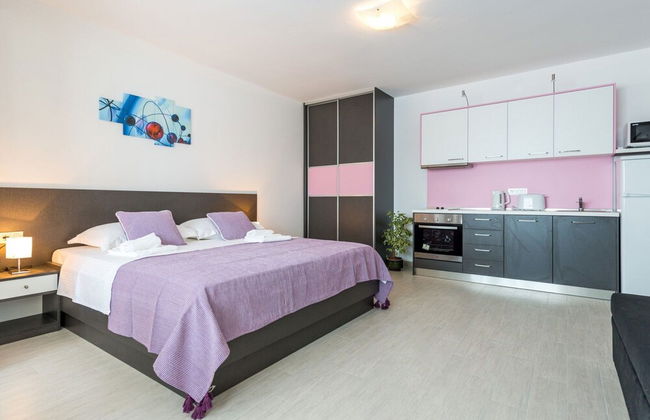 Villa Kabalero - Four-bedroom Villa With Private Pool - Photo 4