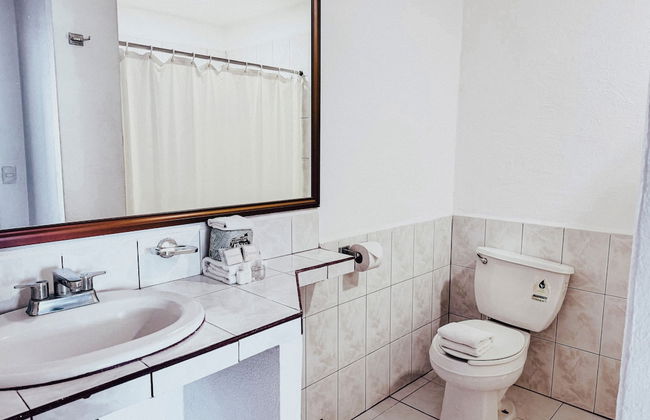 Hotel Tropicana - Near Olas Altas Street - Foto 34