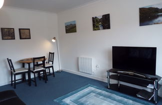 Photo 1 - Ideal Central Edinburgh Location With On-site Private Parking