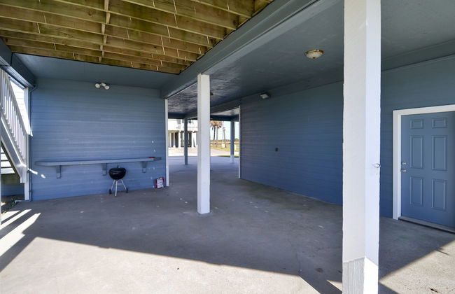 By the Sea - Foto 40