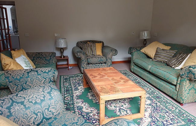 4-bed Property in Converted Coach House in Turriff - Foto 1