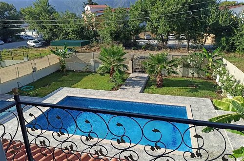 Foto 26 - Remarkable 4-bed Villa Tasgin 2 Pools