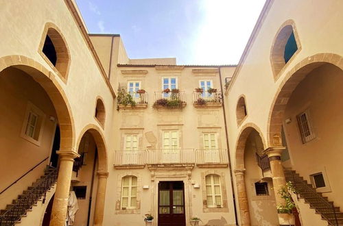 Photo 17 - Lovely 2-bed Apartment in Siracusa