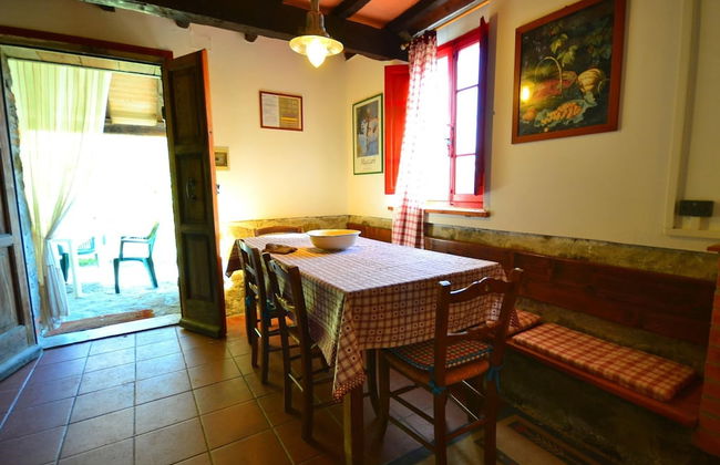 Bright Holiday Home in San Marcello with Pool near Meadows - Foto 17