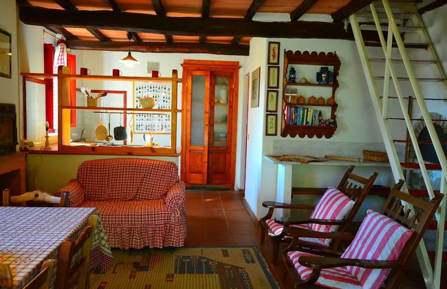 Bright Holiday Home in San Marcello with Pool near Meadows - Foto 9