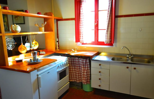 Bright Holiday Home in San Marcello with Pool near Meadows - Foto 7