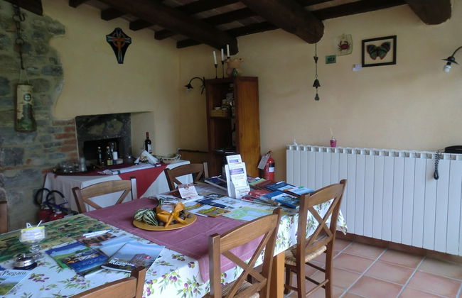 Holiday Home in Pietrafitta Near Lake Trasimeno - Foto 2