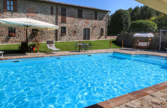 Apartment in Todi With Pool & History - Photo 1