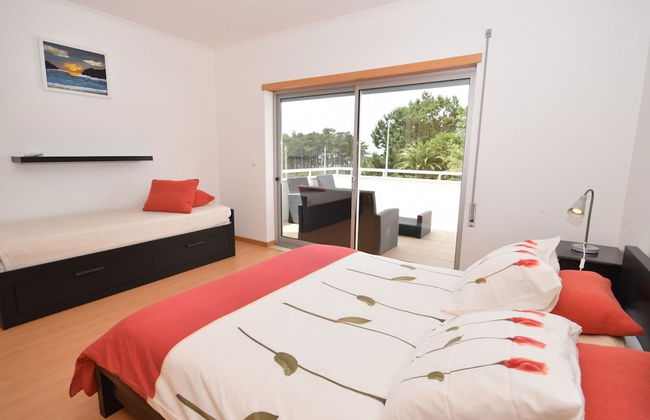 Modern Villa in Sao Martinho do Porto With Swimming Pool - Foto 2