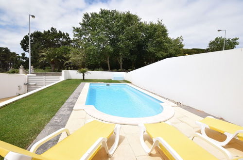 Photo 21 - Modern Villa in Sao Martinho do Porto With Swimming Pool