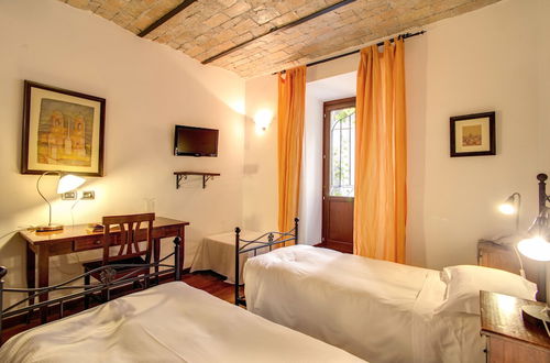 Photo 10 - Residenza Domizia- Guest House