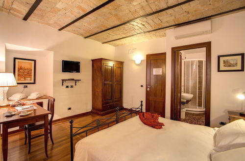 Photo 11 - Residenza Domizia- Guest House