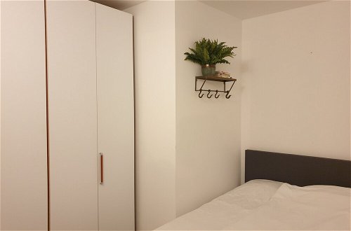 Foto 4 - Captivating 2 Bedroom Apartment in Acquaseria