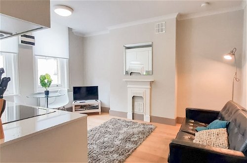 Photo 1 - Beautiful 1-bed Apartment in Central London