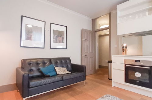 Foto 11 - Beautiful 1-bed Apartment in Central London