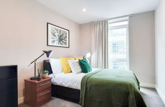 Photo 1 - Two Bed Serviced Apt in Old Street