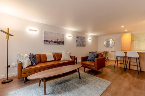 Photo 20 - Modern And Spacious 2 Bedroom in Central London