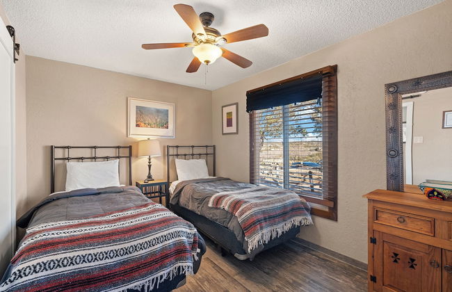 Fort Marcy Hotel Suites by All Seasons Resort Lodging - Foto 13