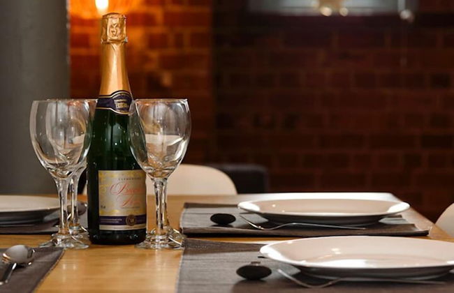 Karah Suites - Gloucester Docks - Foto 23