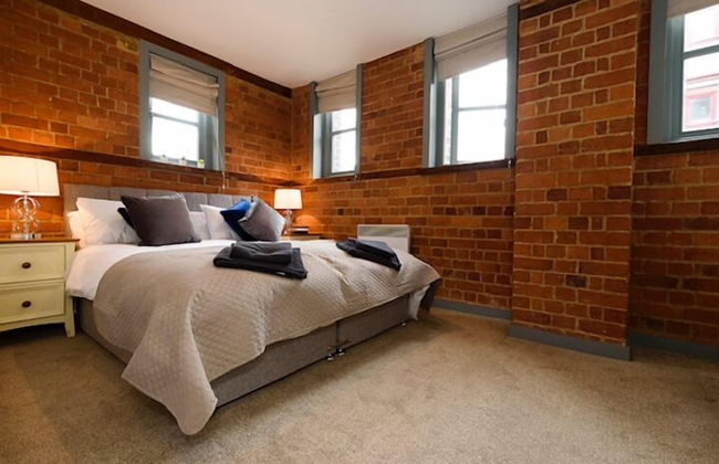 Karah Suites - Gloucester Docks - Foto 3
