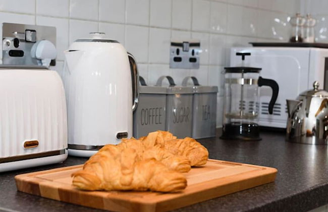 Karah Suites - Gloucester Docks - Foto 11