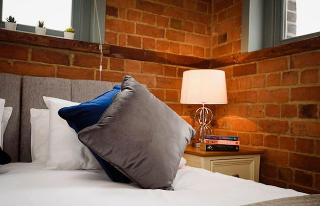 Karah Suites - Gloucester Docks - Foto 7