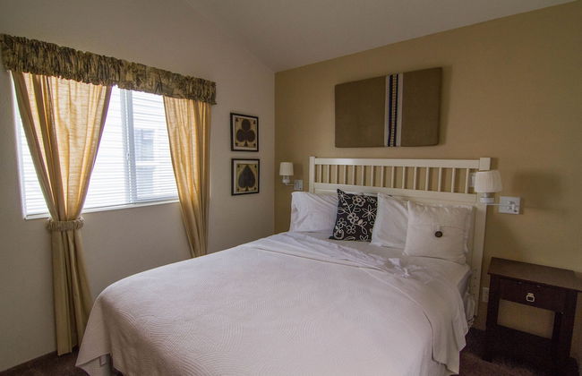 Arden Acres Executive Suites and Cottages - Photo 5