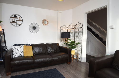 Photo 6 - Cosy and Modern 2 Bed Family House in Abergele