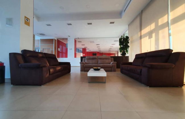 Iberflat Vega De Triana - Photo 36