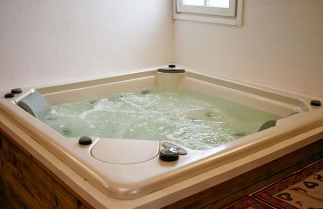 Typical Cottage in Bellamonte Italy with Hot Tub - Foto 16