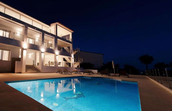 Luxury villa with heated pool - Foto 37