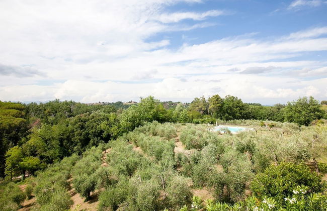 An Authentic Tuscan Stay - Photo 31